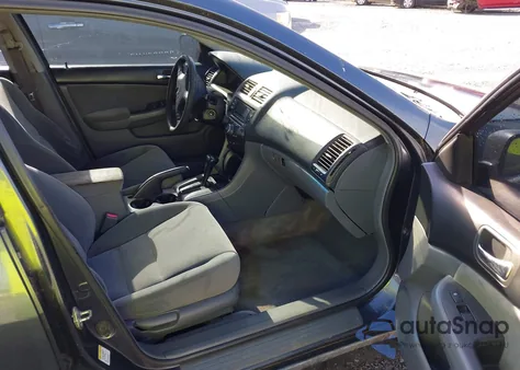 2005 Honda Accord 3.0 Lx z USA, uszkodzony, nr VIN 1HGCM66305A058327